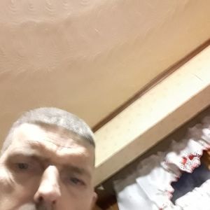 Meet your Posher, Raymond